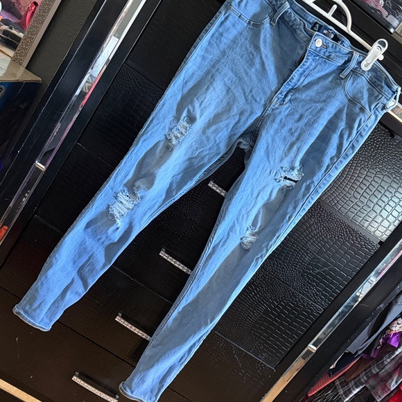 Hollister Denim - Hollister Women's Light Blue Ripped Jeggings